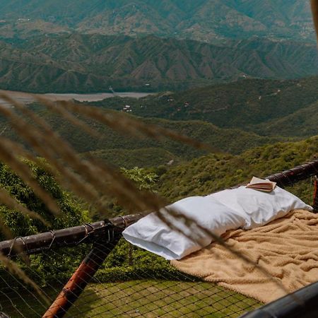 فندق Glamping Mirador Santa Fe-سوبيتران المظهر الخارجي الصورة