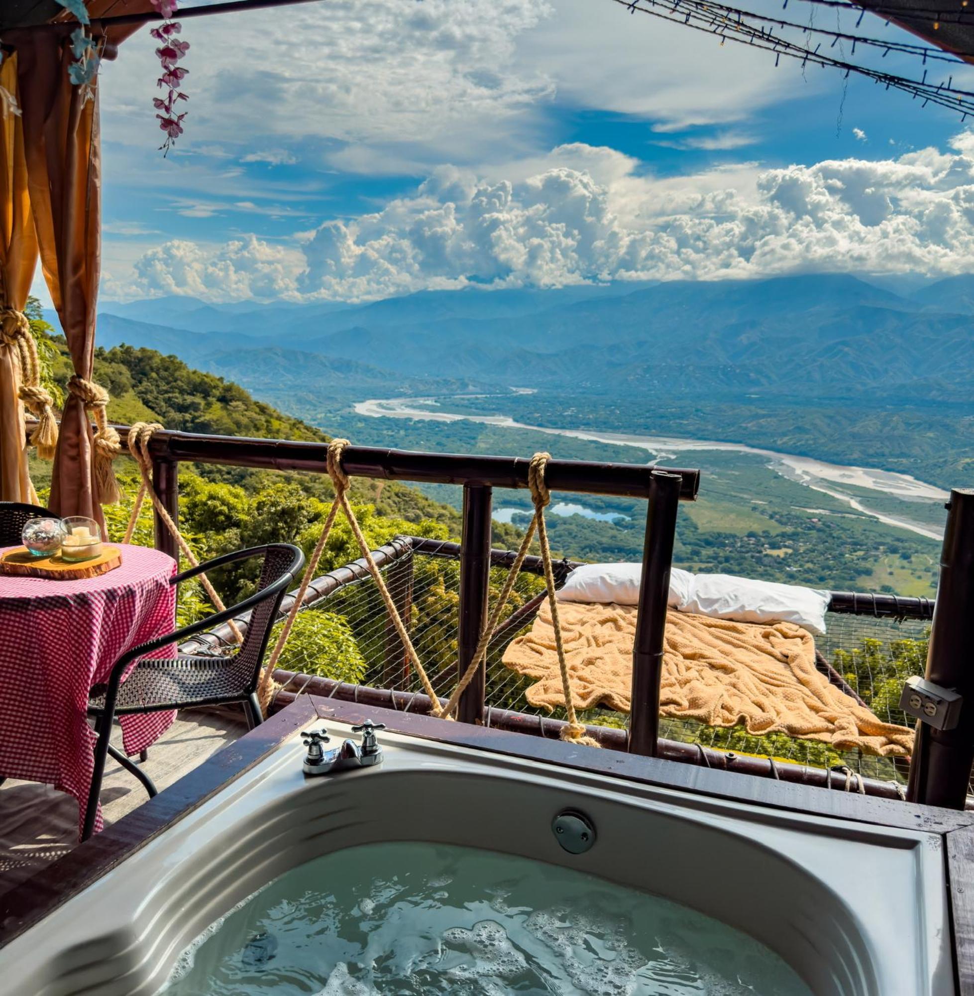 فندق Glamping Mirador Santa Fe-سوبيتران المظهر الخارجي الصورة